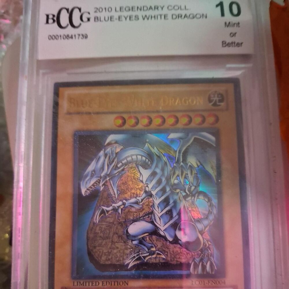 Yugioh Legendary Blue Eyes white dragon graded 10 card